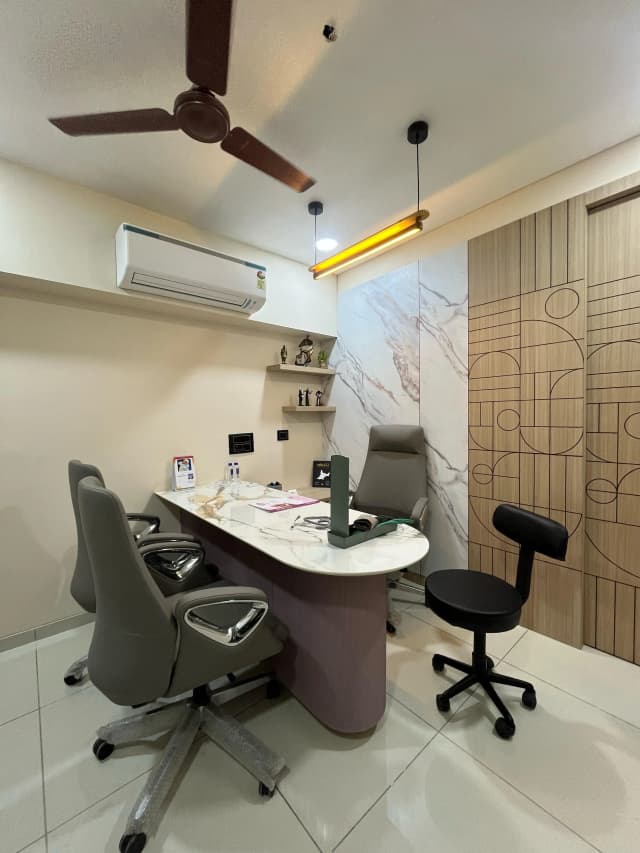 Doctor's Consultation Room - Overview